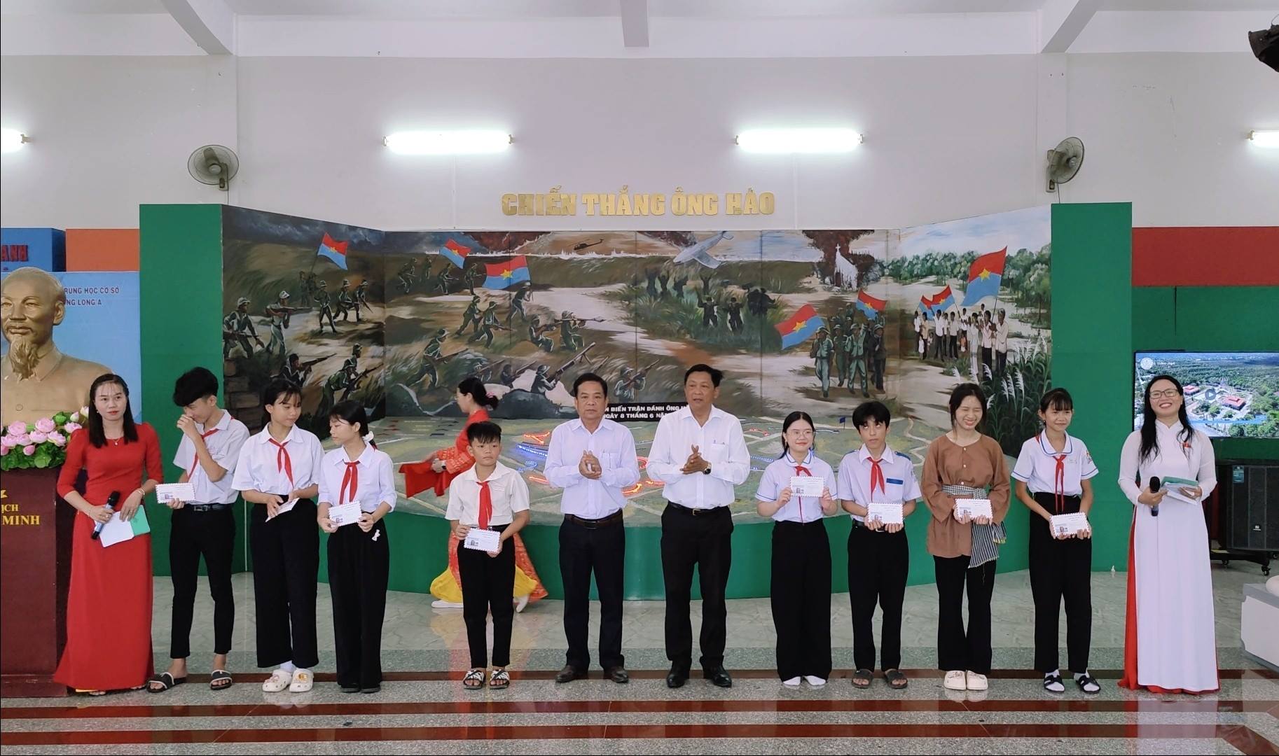 anh tin bai